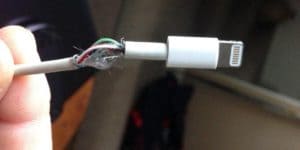 câble iPhone endomagé