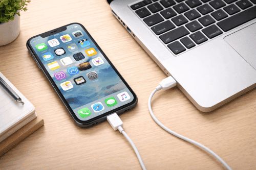Connecter votre iPhone au PC par cable pour l'ouvrir dans Windows